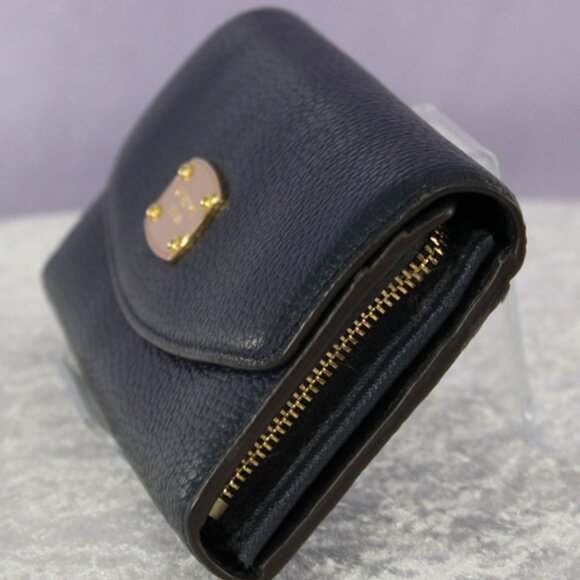 Michael Kors Signature Satchel & Wallet Set (NWOT) - Picture 12 of 15